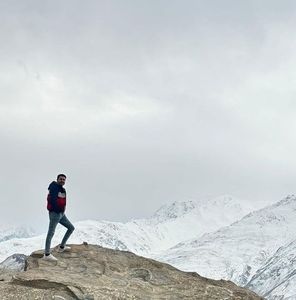 Meet your Posher, Anwar